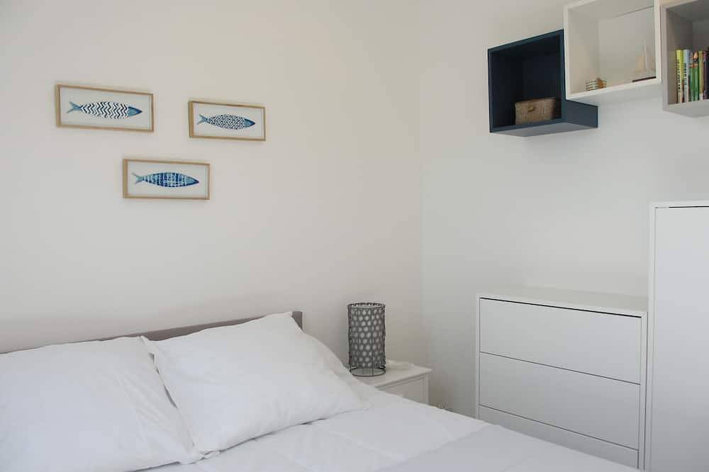 Entire apartment, Duplex apartment standing full sea view in Iroise