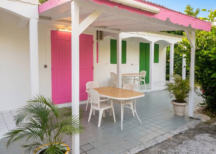 Bungalow para 3 personas, con terraza y jardín - 1