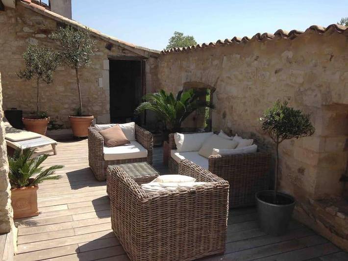 Location de vacances pour 12 personnes, avec Jacuzzi et Terrasse ainsi que Jardin et Piscine à Laval-Saint-Roman - 2