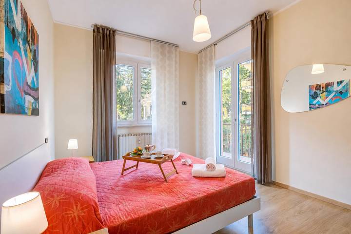 Entire apartment, Alelù Classy And Chic Stresa Center Apartment with Terrace in Stresa, Comune di Stresa