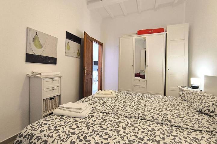 Casa Viale Italia - homely house with direct access to the sandy beach in Spiaggia di Follonica (Scarlino), Follonica