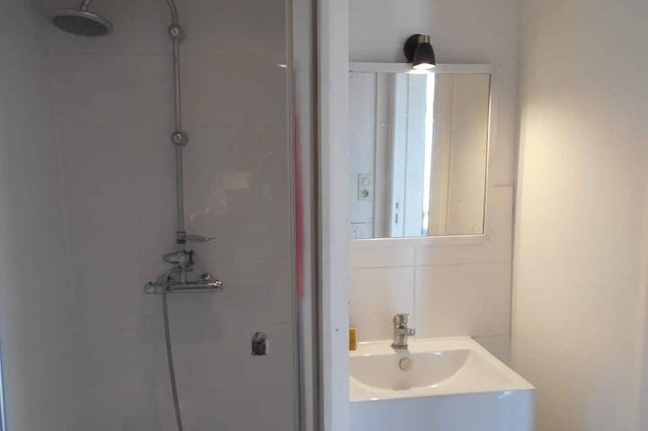 Charming little house 5 minutes from hiking trails in Arlanc, Región de Ambert
