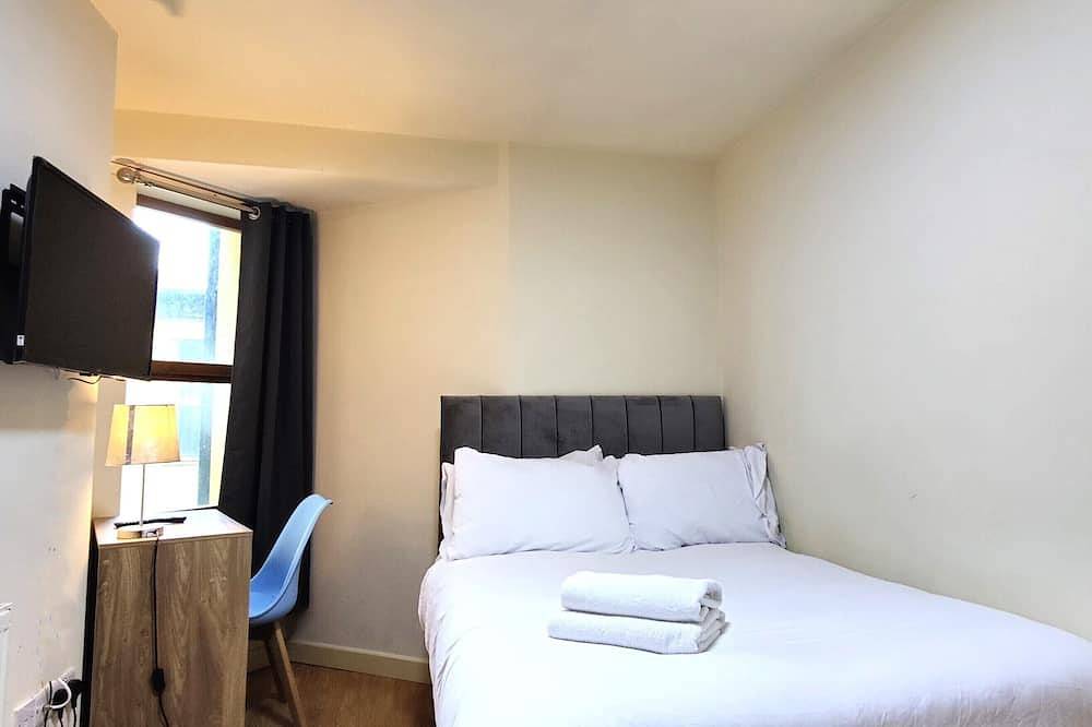 City centre private rooms w/tv & shared bathrooms in Liverpool, Merseyside
