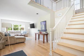 Vacation Rental for 12 Guests in Montauk, North Fork, Picture 3