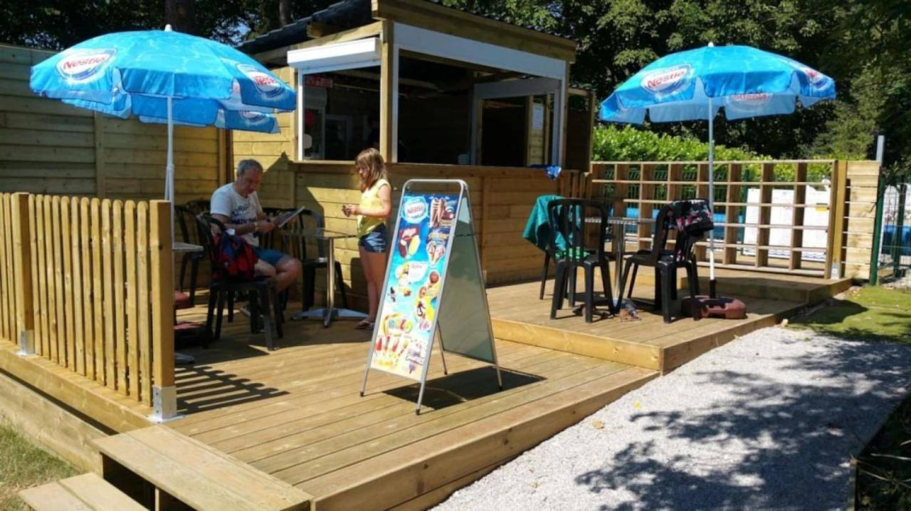 Zecamping 3 étoiles chiens acceptés animations piscine chauffée in Port-le-Grand, Région d'Abbeville