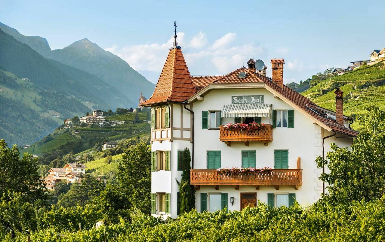 Double Room with Mountain View in Meran, Sarntaler Alpen