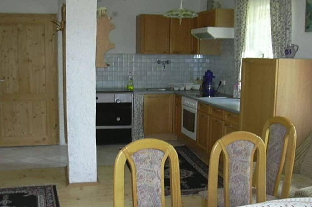 Ganze Wohnung, Handlhof - Ferienwohnung Irrseeblick in Zell am Moos, Irrsee