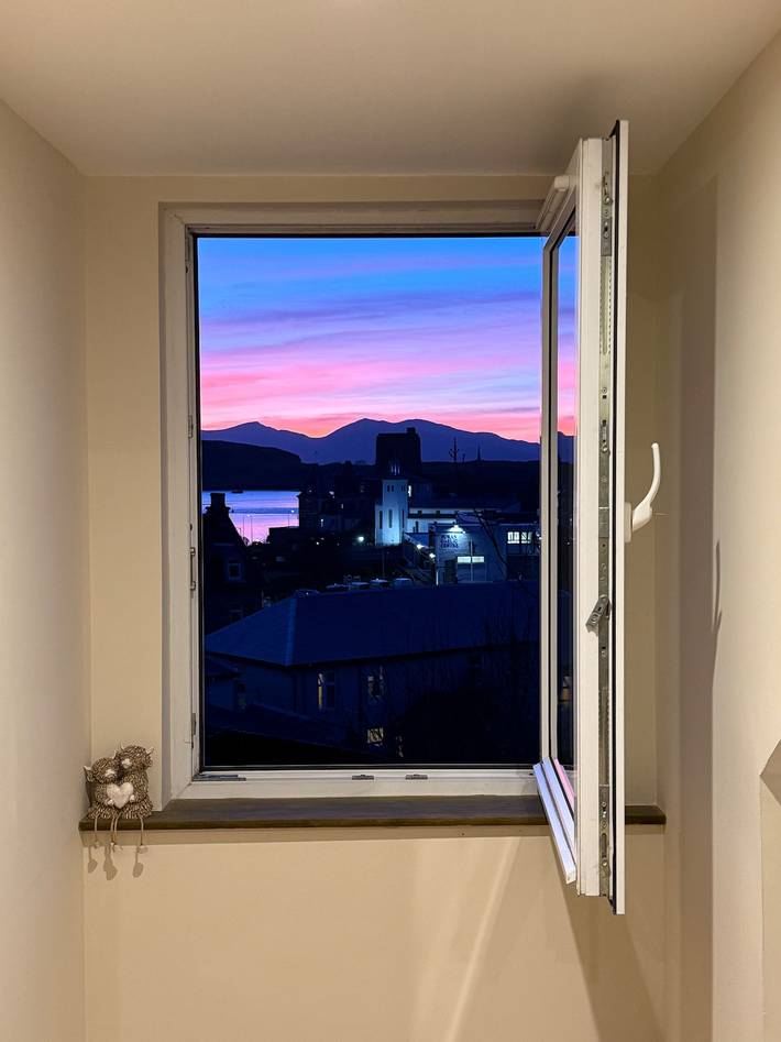 Holiday letting for 2 people, with ocean view in Oban