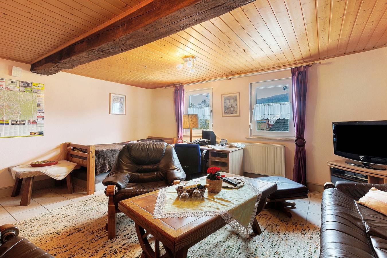 Ganze Wohnung, Ferienwohnung 'Scholz' mit Gemeinschaftsgarten und Wlan in Sinntal, Rhön-Hessen