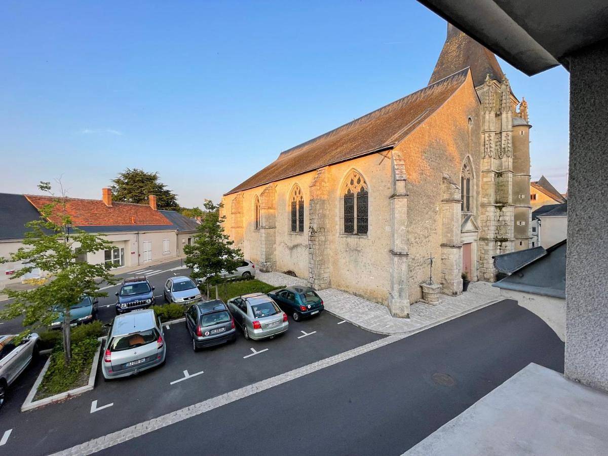 Appartement entier, One-Bedroom Apartment in Onzain, Région de Blois