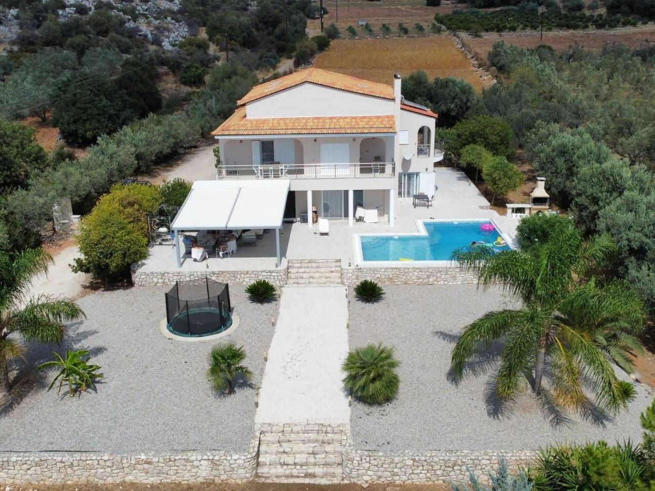 Anwesen "Villa Livadia" mit Infinity-Pool in Argolis