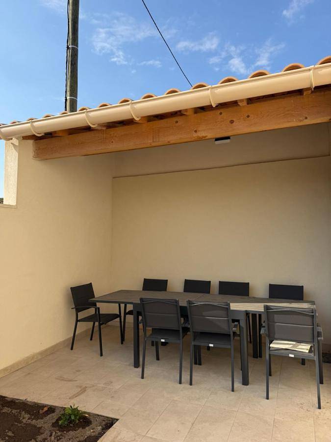 Villa pour 6 personnes, avec vue ainsi que jardin et terrasse à Avignon - 3