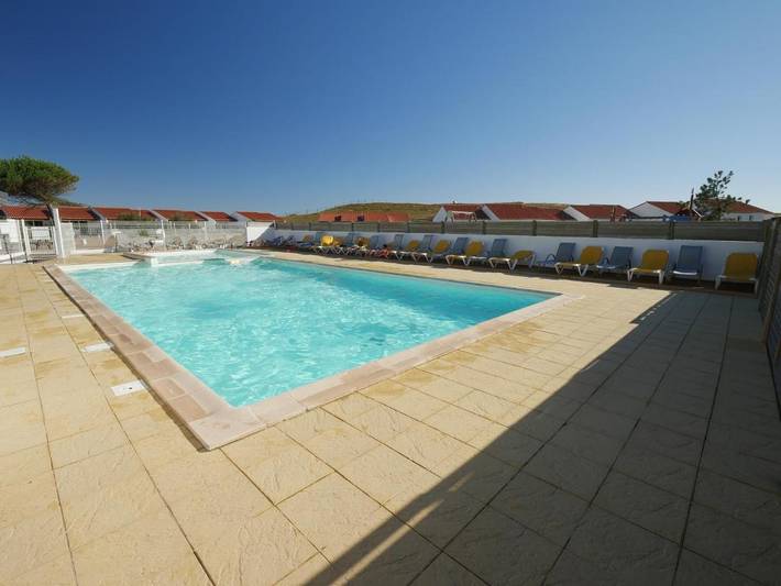 Parc de vacances pour 5 personnes, avec terrasse et piscine en Vendée - 2