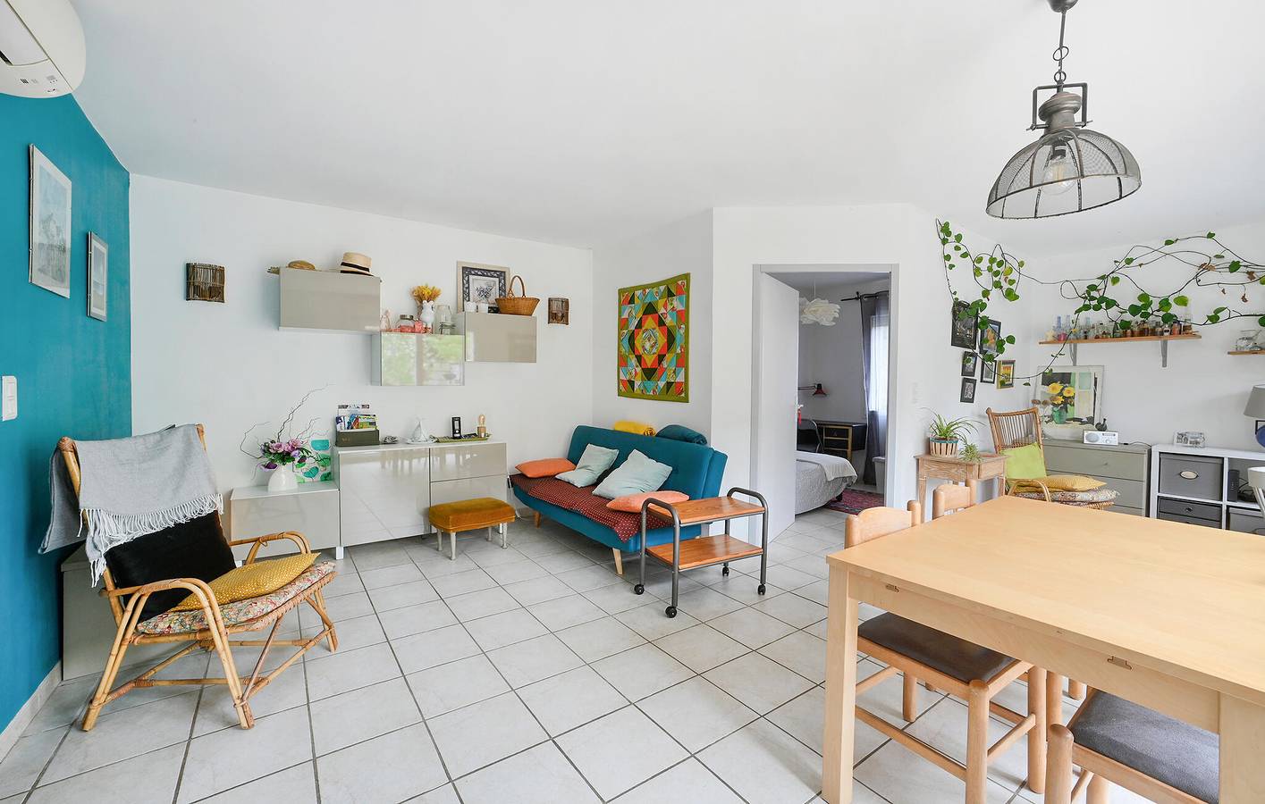 Sonniger Rückzugsort mit Pool und WiFi, 1 km von Sérignan-du-Comtat entfernt in Sérignan-du-Comtat, Vaucluse