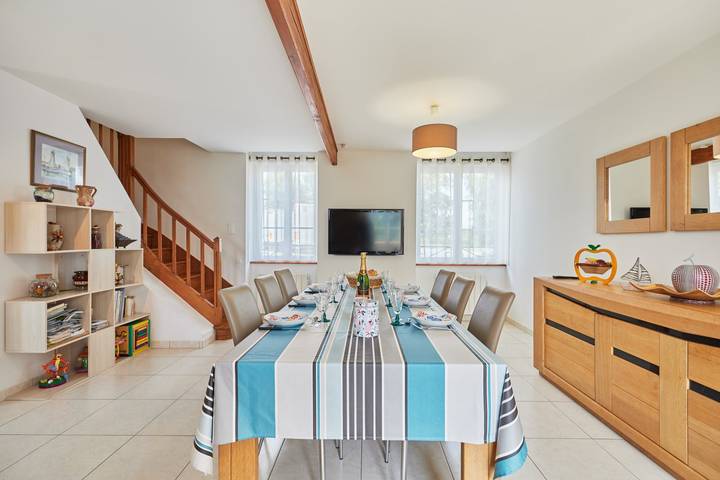 Gîte pour 6 personnes, avec terrasse et jardin, animaux acceptés à Fleury (Normandie) - 2