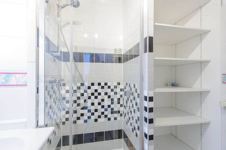 Gîte pour 4 personnes, avec piscine et balcon dans Casino De Chatelaillon - 4