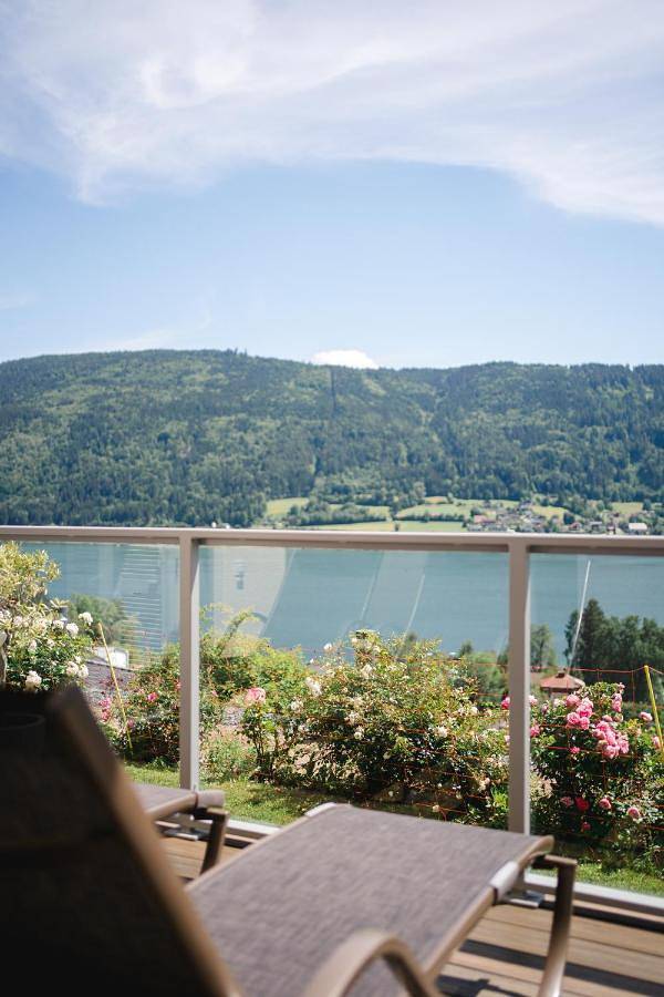 Hotel für 2 Personen, mit Balkon und Terrasse sowie Garten und Pool in Steindorf am Ossiacher See
