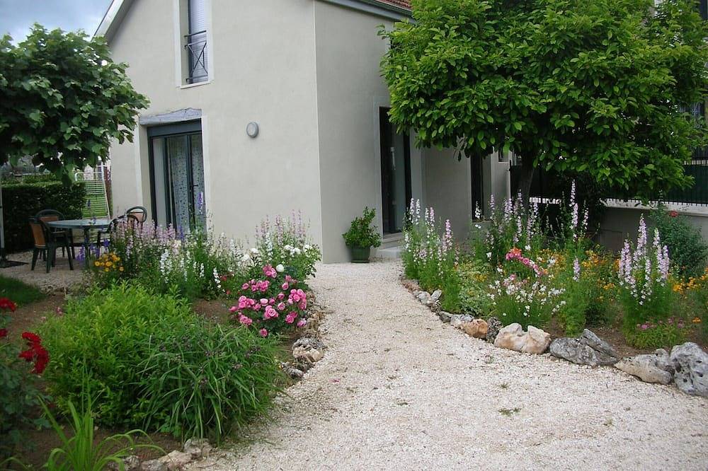 Maison pour 4 personnes maxi avec jardin et parking privé in Souillac, Lot