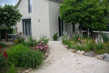 Gîte pour 4 personnes, avec terrasse et jardin à Souillac