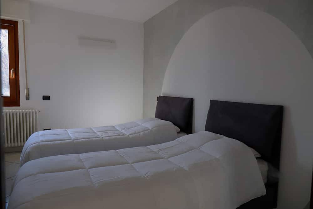 Casa Le Vignole -splendido Villino Unifamigliare in Collina - in Aosta, Walliser Alpen