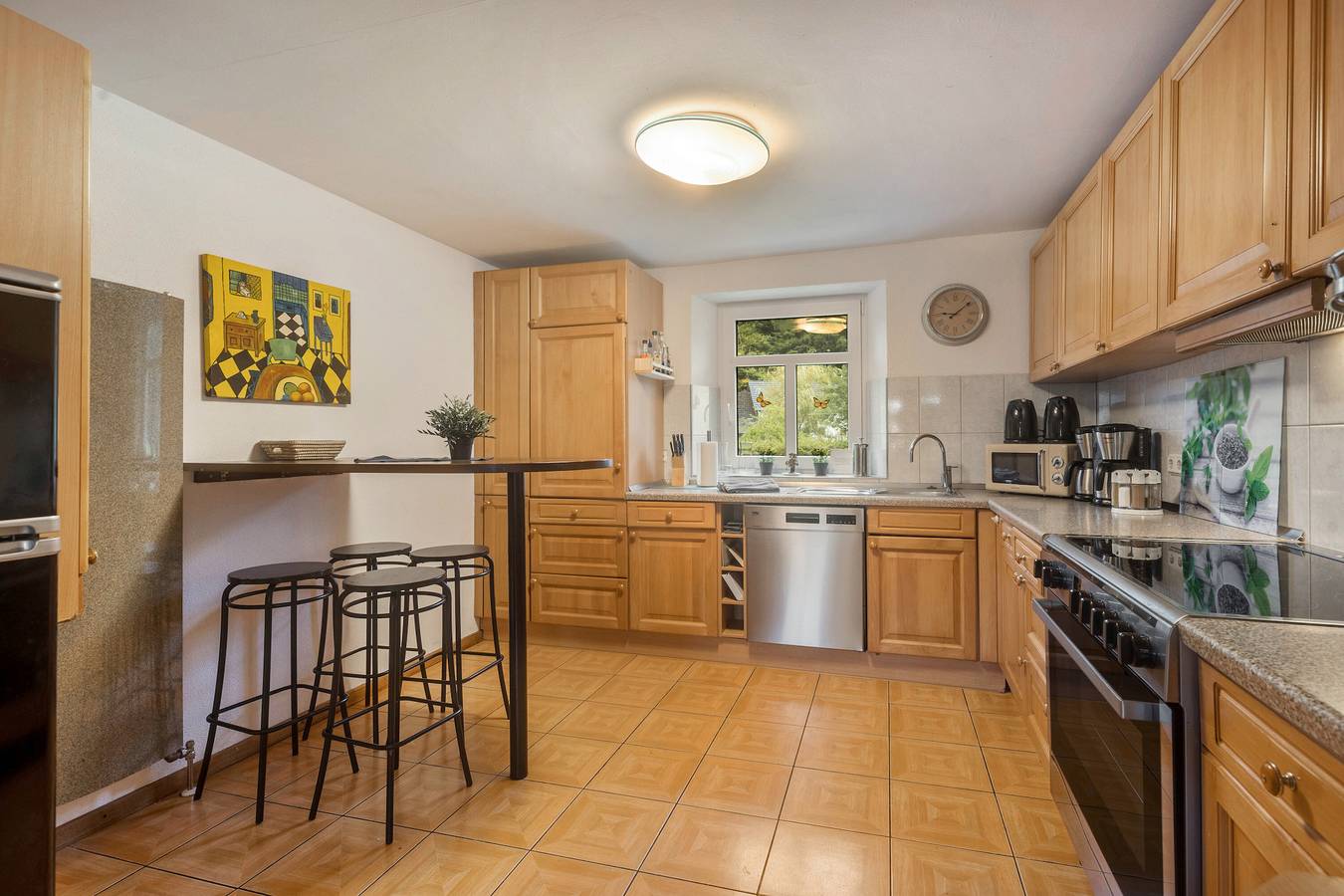 Ferienhaus 'Eifellandhaus' mit Gemeinschaftsterrasse und Wi-Fi in Zweifelscheid, Eifelkreis Bitburg-Prüm
