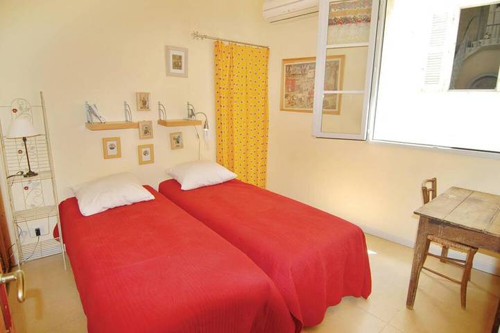 Belle maison à Beaucaire avec WiFi in Beaucaire, Région de Nîmes