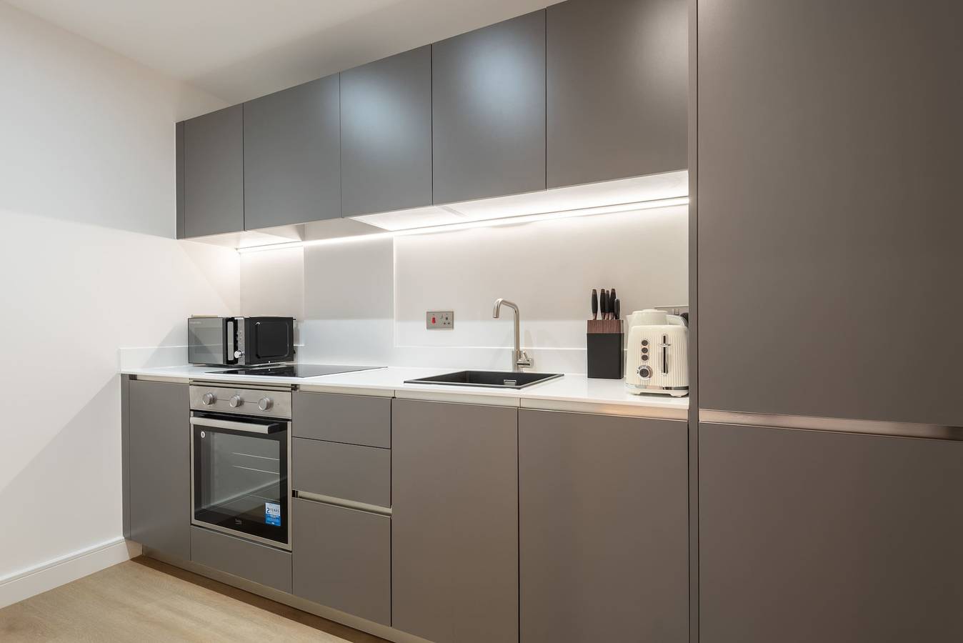 Ganze Wohnung, Modern 2 Bedroom Apartment with Balcony in Leeds in Leeds, Westliches Yorkshire