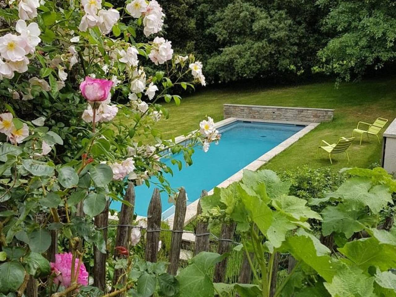 Maison rénovée avec piscine et grand jardin, à 2 km de la Vallée de l'Yon in Le Tablier, Région de La Roche-sur-Yon