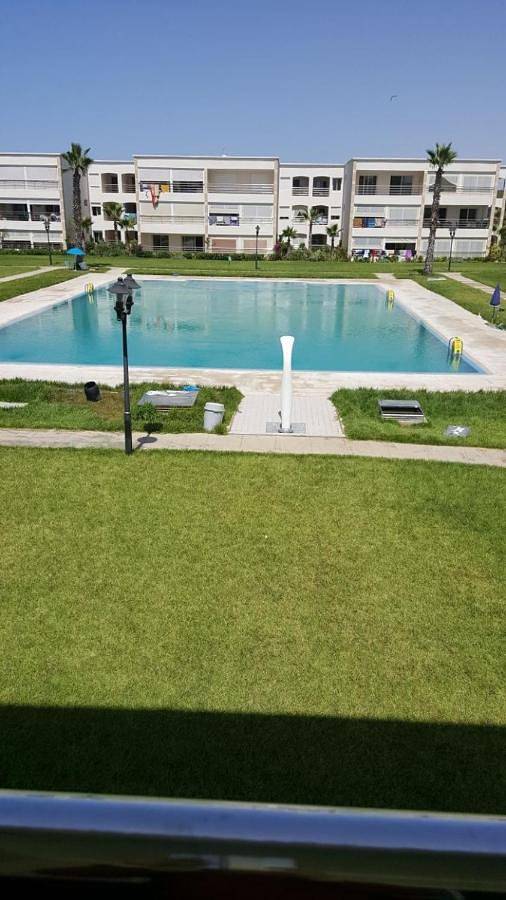 Appartement de vacances pour 5 personnes, avec piscine ainsi que jardin et vue