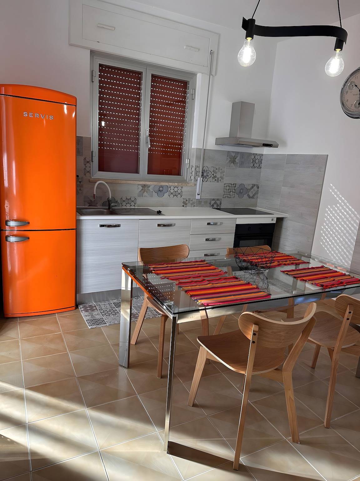 Apartamento entero, Apartamento 'Unidad 1' con jardín compartido, Wi-Fi y aire acondicionado in Putignano, Region de Bari