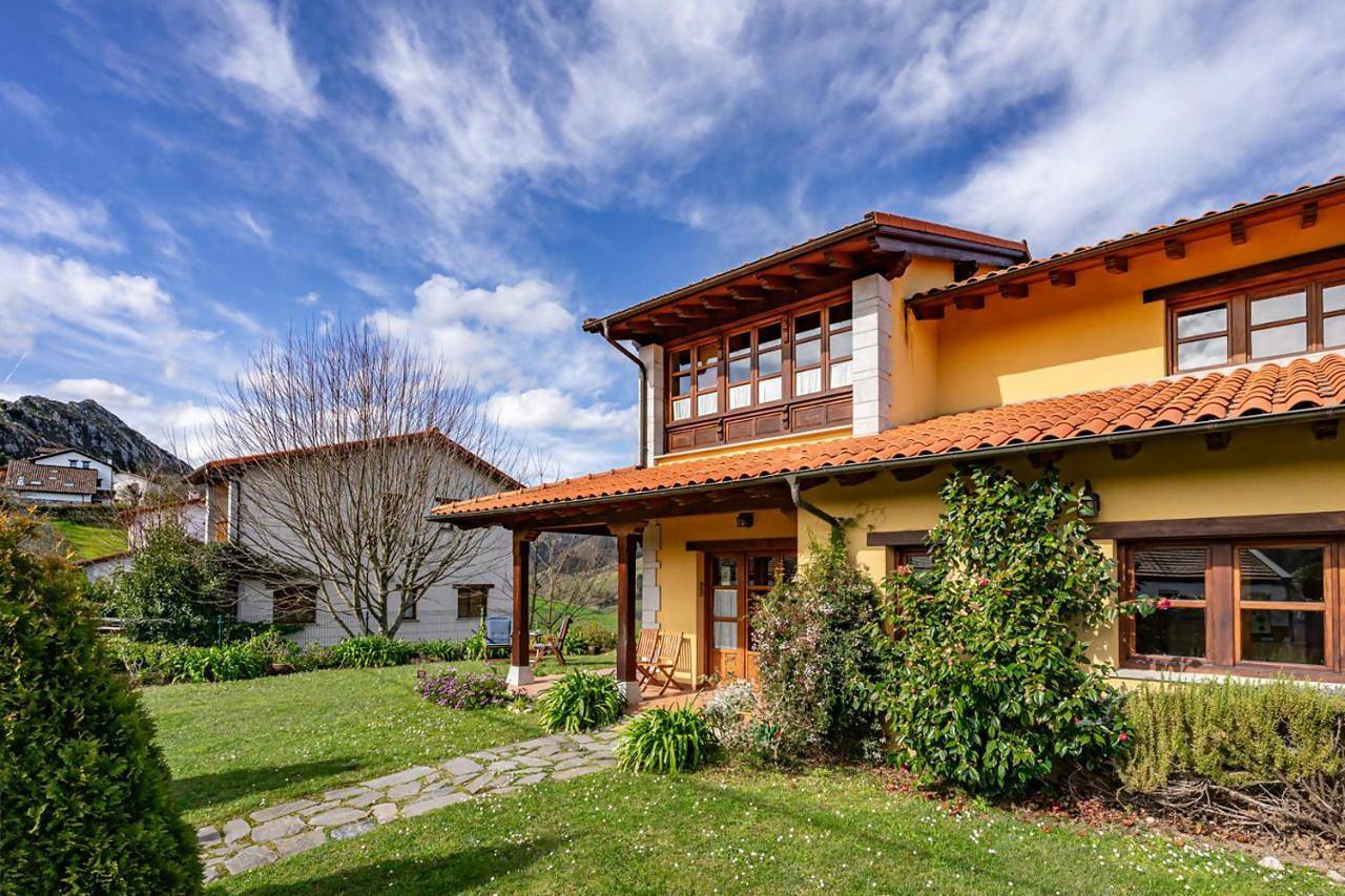 Casa Mariella en Linares, Ribadesella in Ribadesella, Costa Verde