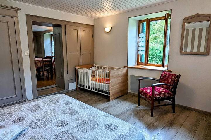 Gîte pour 9 personnes, avec jardin à Servance - 4