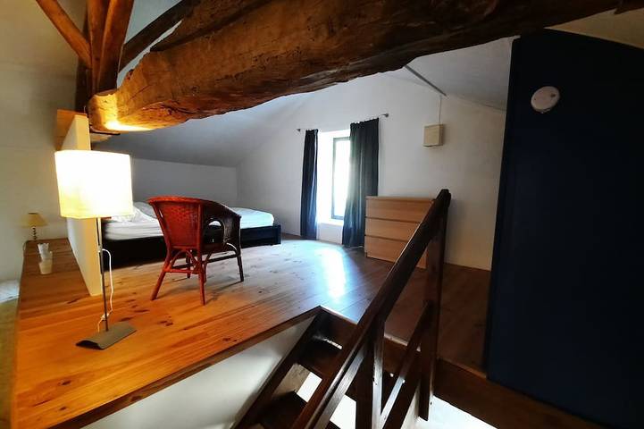 Location de vacances pour 3 personnes, avec piscine ainsi que terrasse et jardin à Marnac - 2