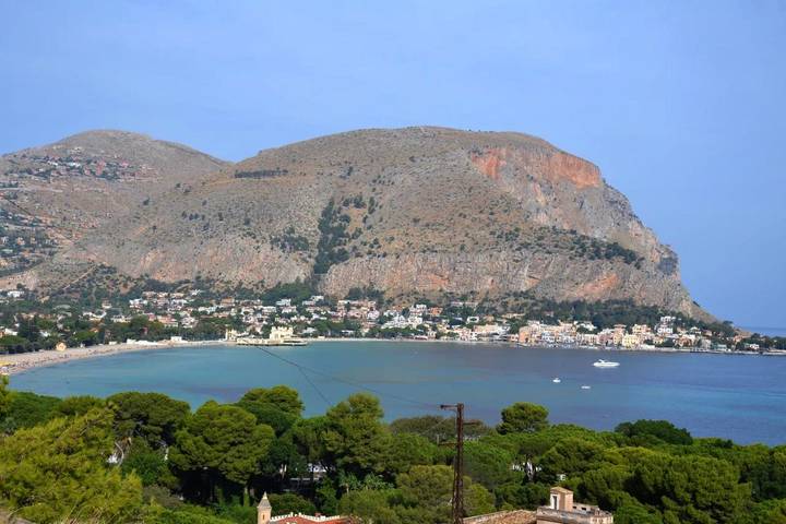 Ferienwohnung für 7 Personen, mit Ausblick und Terrasse, mit Haustier in Mondello - 2