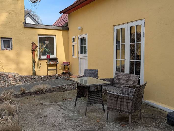 Ganze Ferienwohnung, Kamminke, Ellas Gehöft - ruhig und naturnah wohnen - Ella in Kamminke, Usedom