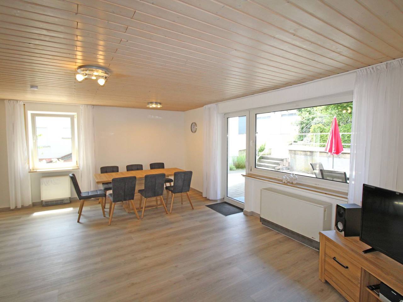Ganze Wohnung, Eifelnatur (Haus 3) in Immerath, Vulkaneifel
