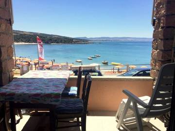 Location de vacances pour 4 personnes, avec vue et terrasse à Isola Rossa