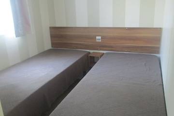 Camping pour 6 Personnes dans La Cotinière, Saint-Pierre-d'Oléron, Photo 1