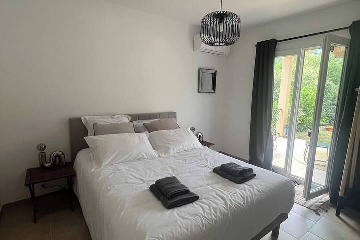 Chambre d’hôte pour 2 personnes à Villelongue-dels-Monts - 2