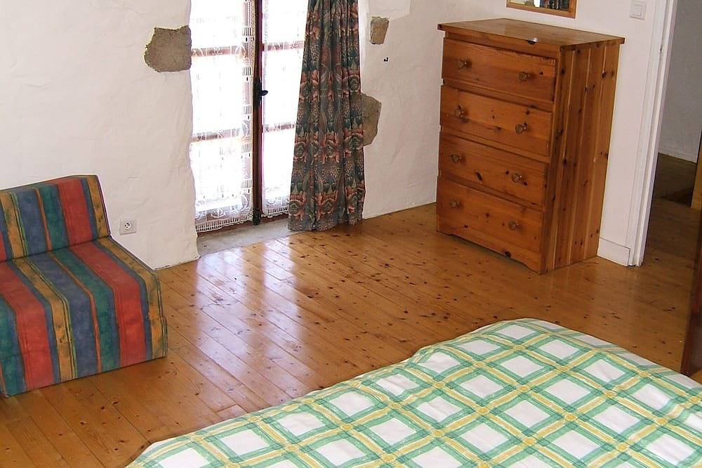 Gîte de caractère - Randonnée pédestre, vélo, plages, Dinan médiéval, Mont Saint Michel in Mégrit, Région de Dinan