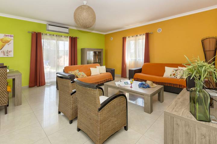 Location de vacances pour 10 personnes, avec jardin et balcon dans Olhos de Água - 4