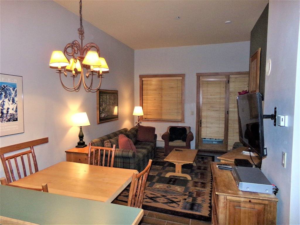 Ganze Wohnung, Gateway 4-Bett plus Dachboden 4 Bad Schlafen 16 in Arapahoe Basin