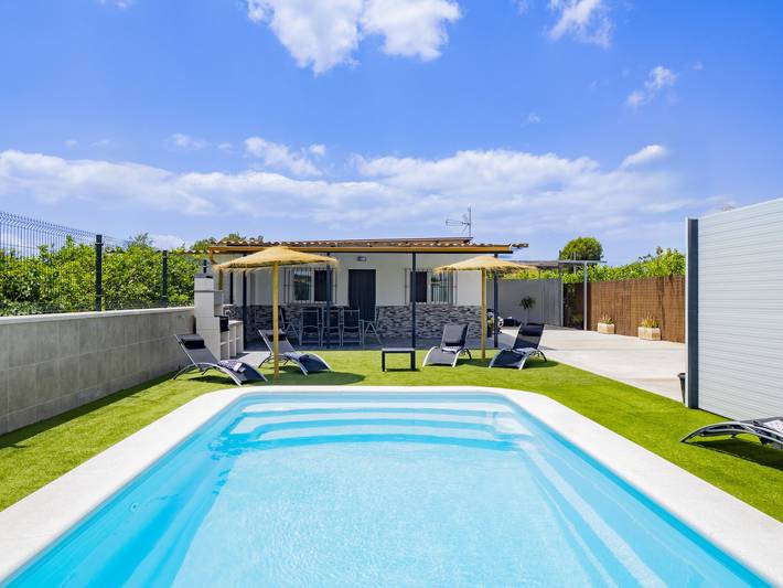 Casa rural para 6 personas, con jardín y terraza, Se admiten mascotas en Cártama