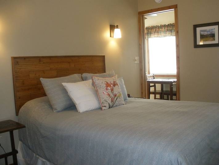 Vacation rental for 2 people, with yard and terrace in Rocky Mountain National Park