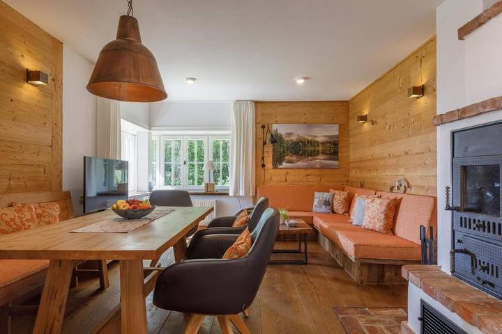 Ferienhaus für 4 Personen, mit Balkon und Whirlpool sowie Terrasse und Garten im Harz - 2