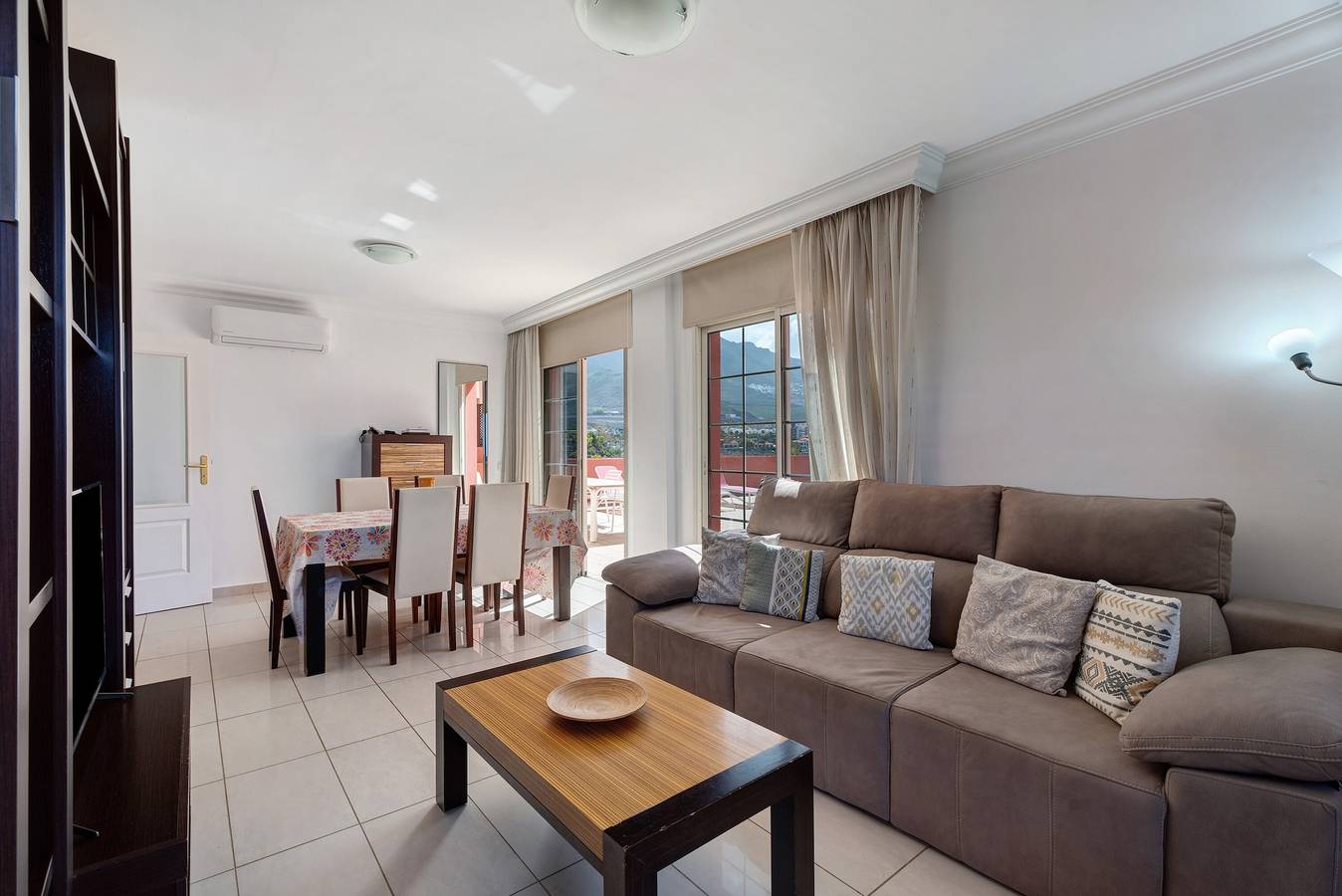 Ganze Wohnung, Ferienwohnung 'Terrazas Del Duque Fase 2' mit Meerblick, Wlan und Klimaanlage in Playa del Duque, Adeje