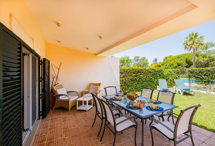 Villa Vivara in Quarteira, Faro Distrikt