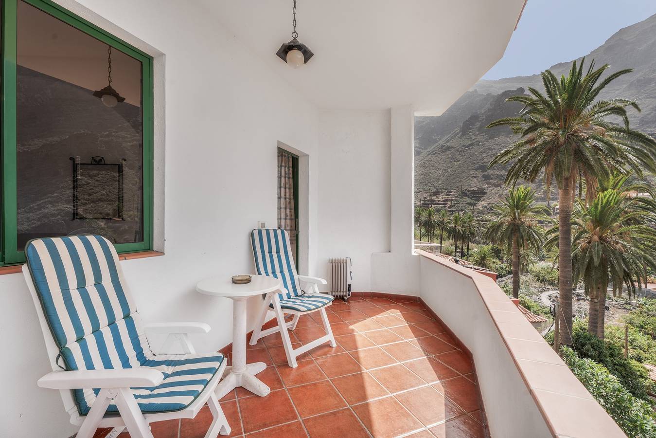 Apartamento entero, Apartamento 'Apartamento Nayara B' con vistas al mar, terraza compartida y Wi-Fi in Los Granados, Valle Gran Rey
