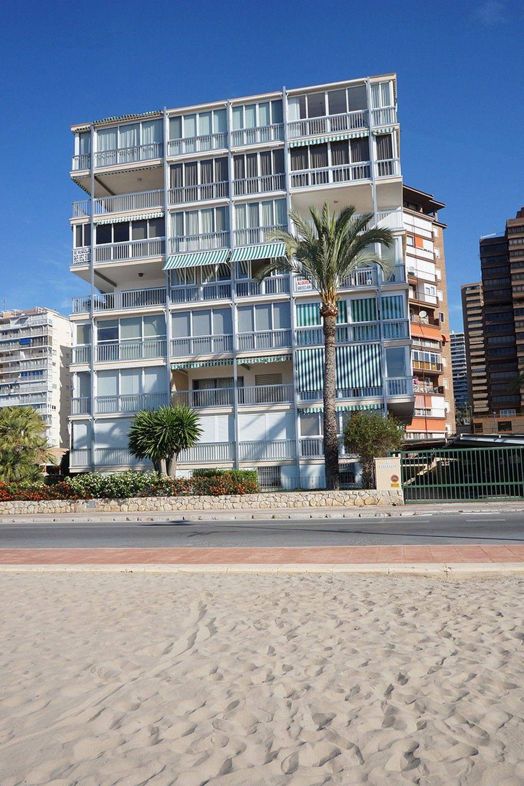 Entire apartment, Esmeralda in Benidorm, Costa Blanca