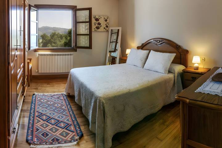 Finca 'Oiaraberri' mit privatem Garten und Wi-Fi in Erratzu, Baztan